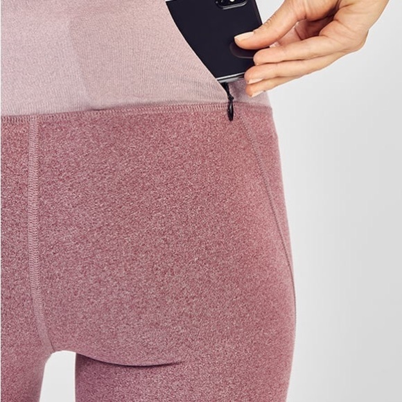 Fabletics | High-Waisted Statement Heathered Capri Size Large - Picture 2 of 6